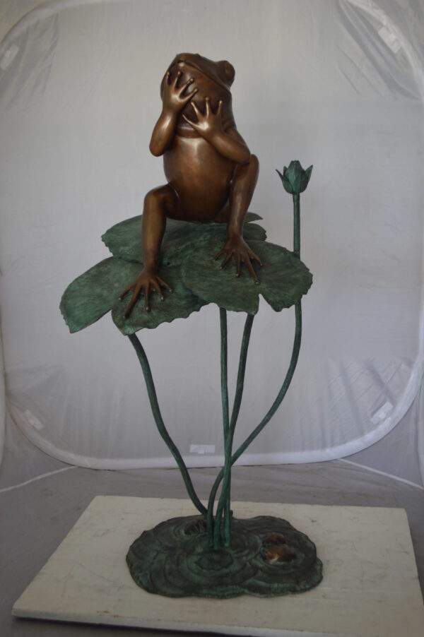 Frog on Lotus Bronze fountain Statue -  Size: 22"L x 20"W x 44"H.