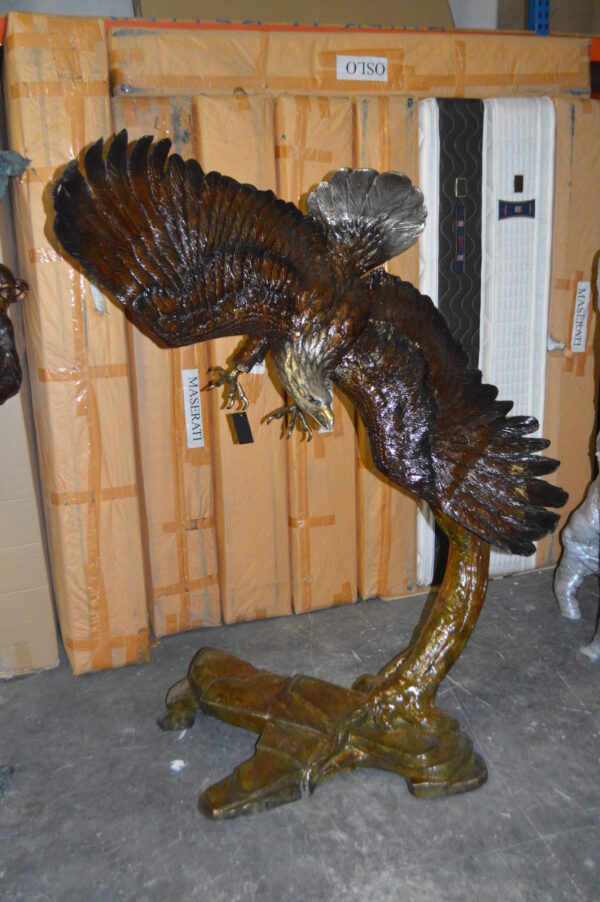 Eagle Flying To The Right Bronze Statue  -  Size: 22"L x 63"W x 67"H.