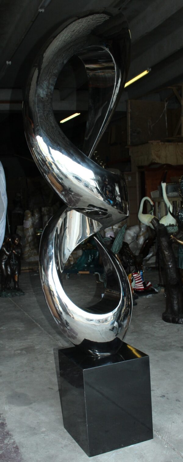 Modern arts - large statue - CC2 -  Size: 20"L x 20"W x 98"H.