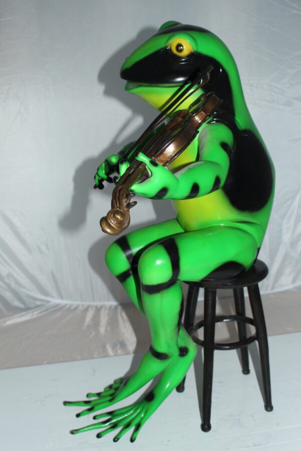 Frog plays violin Bronze Statue -  Size: 22"L x 17"W x 26"H.