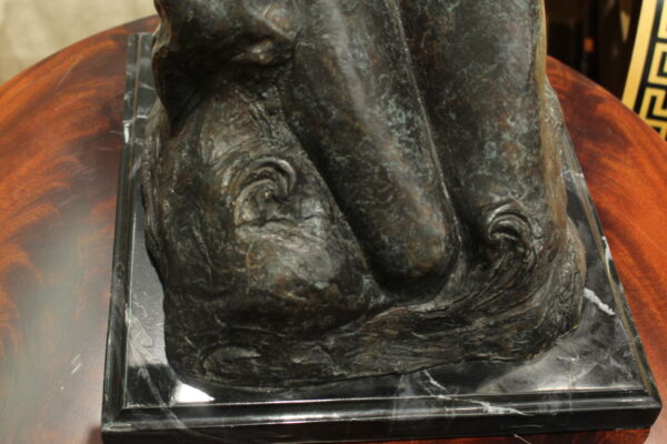 Woman Posing Naked Rodin Bronze Statue replica -  Size: 14"L x 13"W x 27"H.