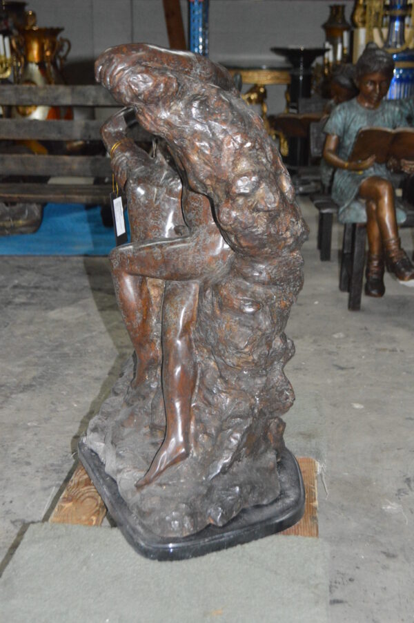 Lovers replica by Rodin Bronze Statue -  Size: 28"L x 18"W x 32"H. - Image 5
