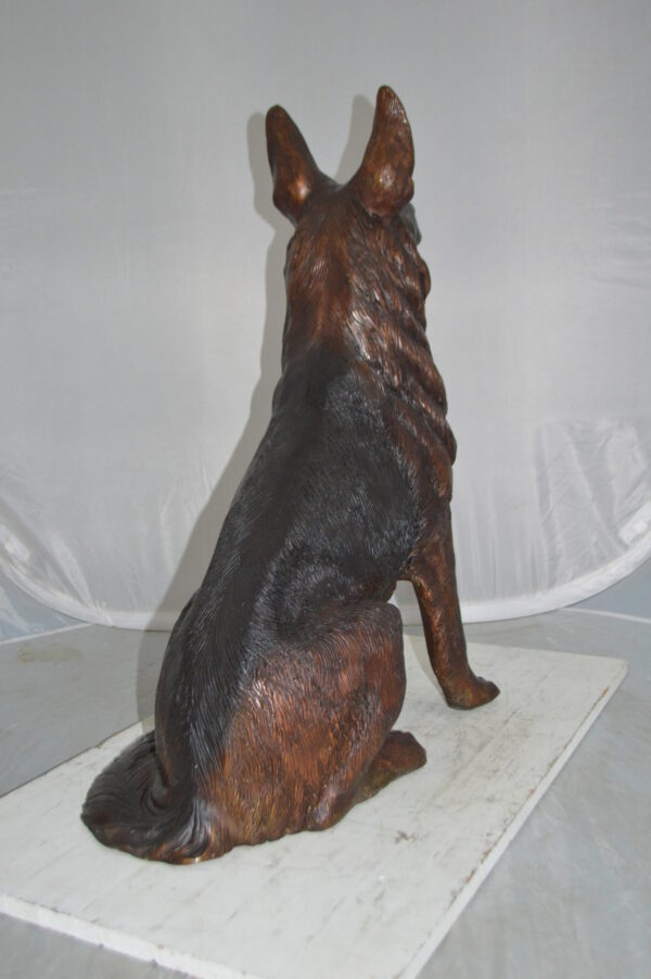 German Shepherd Alsatian  dog bronze statue -  Size: 23"L x 16"W x 30"H. - Image 5