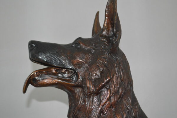 German Shepherd Alsatian  dog bronze statue -  Size: 23"L x 16"W x 30"H. - Image 7