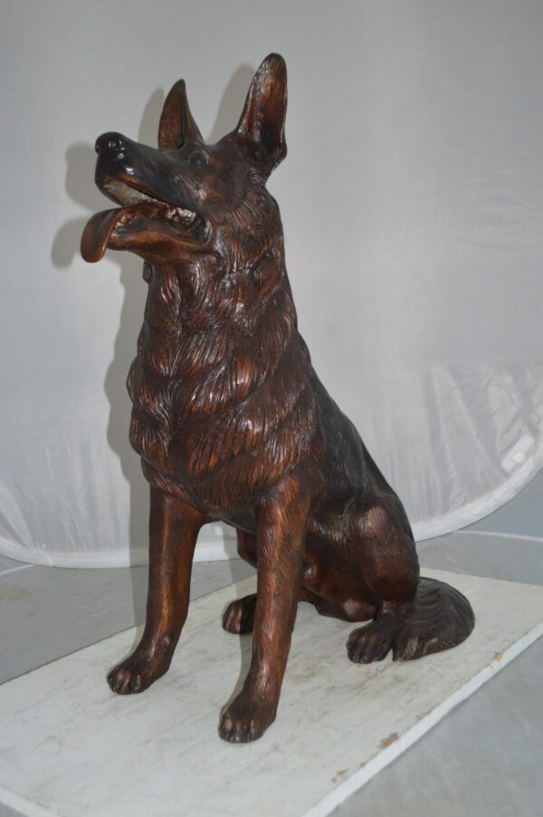 German Shepherd Alsatian  dog bronze statue -  Size: 23"L x 16"W x 30"H. - Image 8