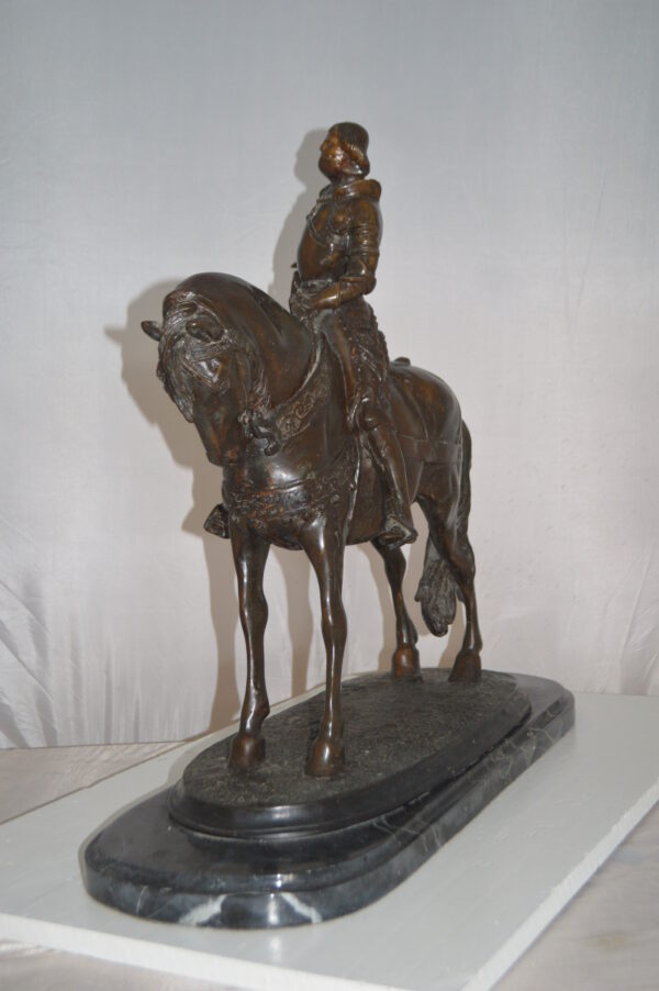 Man on his Horse Bronze Statue -  Size: 30"L x 10"W x 25"H. - Image 9