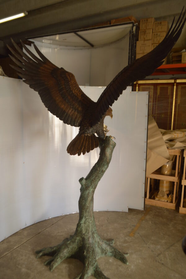 Landing Eagle on a Tree Giant Bronze Statue -  Size: 72"L x 36"W x 88"H. - Image 5