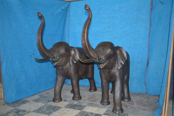 Pair of large Elephants bronze statue - fountain -  Size: 55"L x 17"W x 53"H. - Image 2