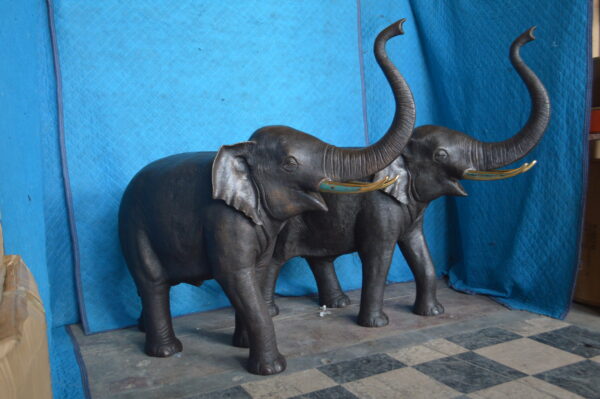 Pair of large Elephants bronze statue - fountain -  Size: 55"L x 17"W x 53"H. - Image 7