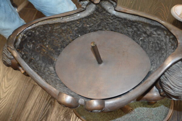Two Kids Holding a Pot Bronze Statue Fountain -  Size: 28"L x 17"W x 29"H. - Image 10