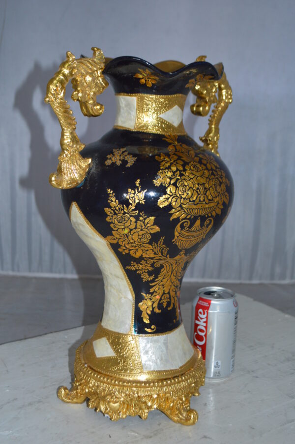 Decoration Vase 18" H Blue White and Gold -  Size: 7"L x 12"W x 18"H. - Image 4