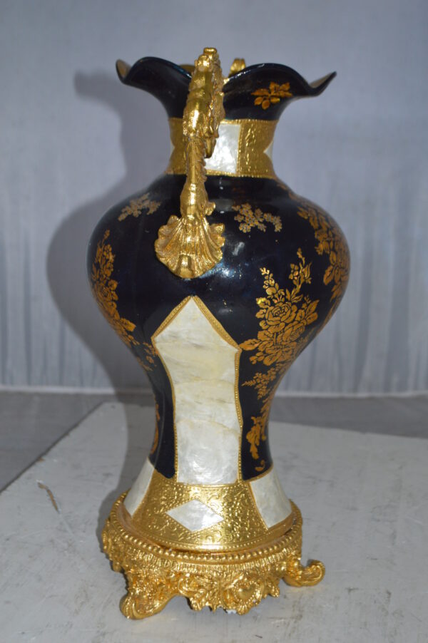 Decoration Vase 18" H Blue White and Gold -  Size: 7"L x 12"W x 18"H. - Image 5