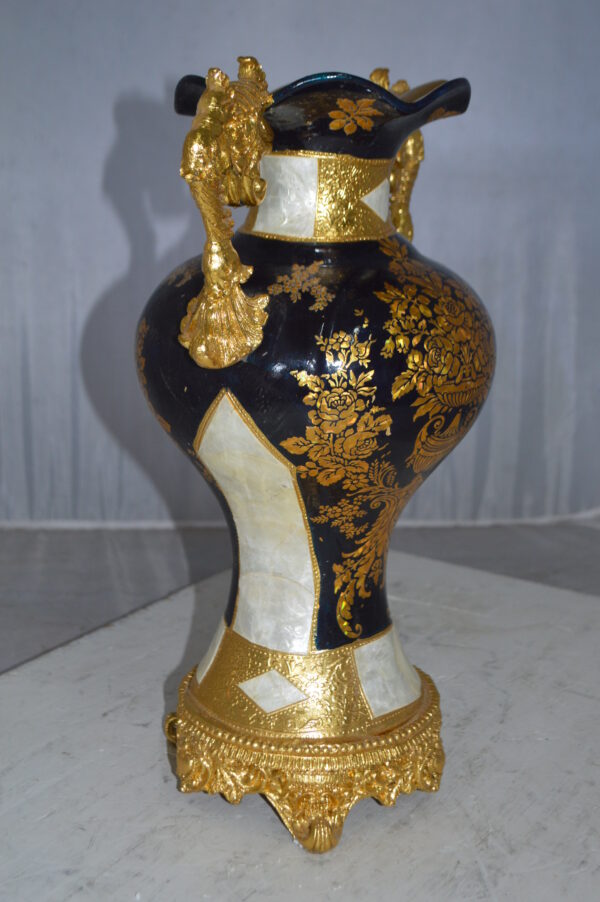 Decoration Vase 18" H Blue White and Gold -  Size: 7"L x 12"W x 18"H. - Image 8