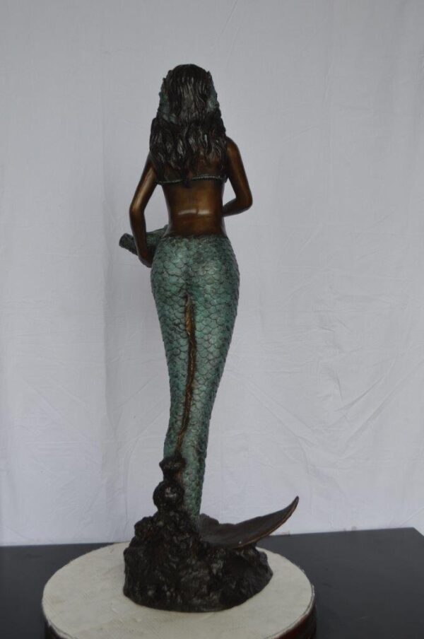 Mermaid Holding a Shell Bronze Fountain -  Size: 18"L x 19"W x 46"H. - Image 6