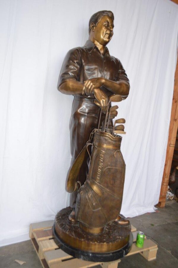 Golfer Ken Venturi Giant Bronze Statue -  Size: 32"L x 30"W x 80"H. - Image 4