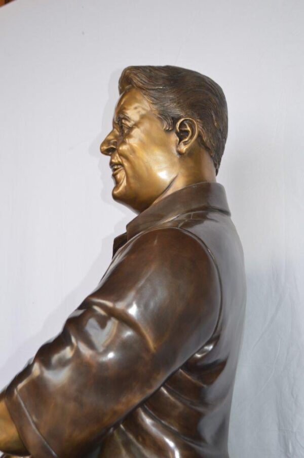 Golfer Ken Venturi Giant Bronze Statue -  Size: 32"L x 30"W x 80"H. - Image 8