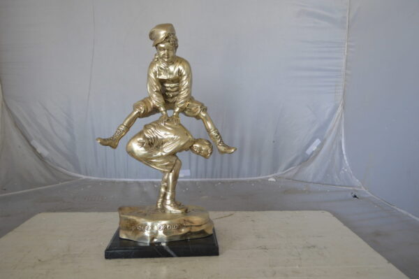 Leapfrog bronze statue silver finish  - Size: 12"L x 7"W x 19"H. - Image 3