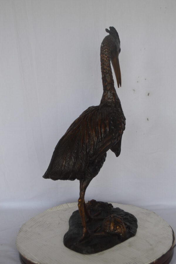 Great Blue Heron bronze statue - Size: 17"L x 12"W x 32"H. - Image 5