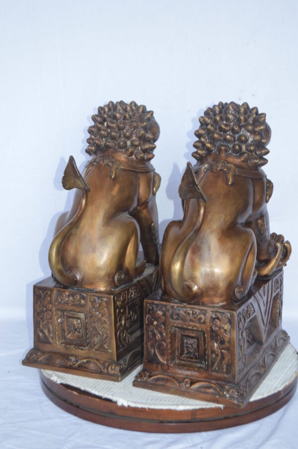 Pair of Foo Dogs bronze statues  -  Size: 20"L x 10"W x 23"H. 40 LB each - Image 7