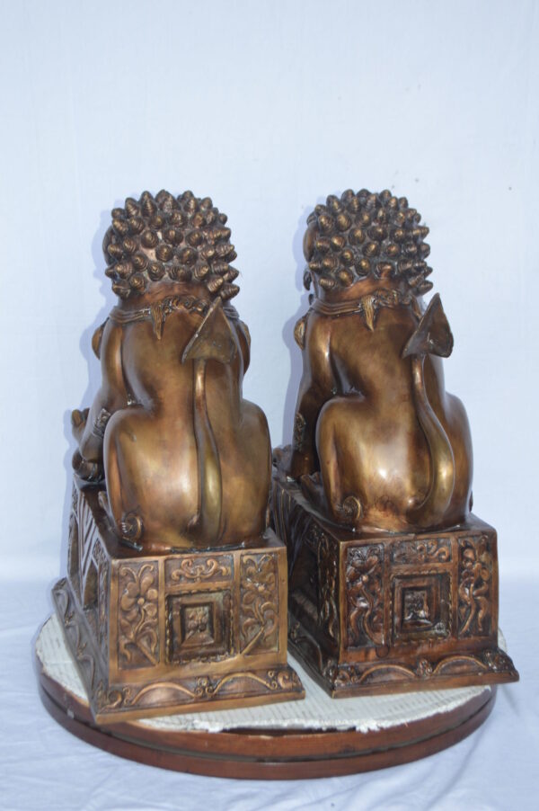 Pair of Foo Dogs bronze statues  -  Size: 20"L x 10"W x 23"H. 40 LB each - Image 8