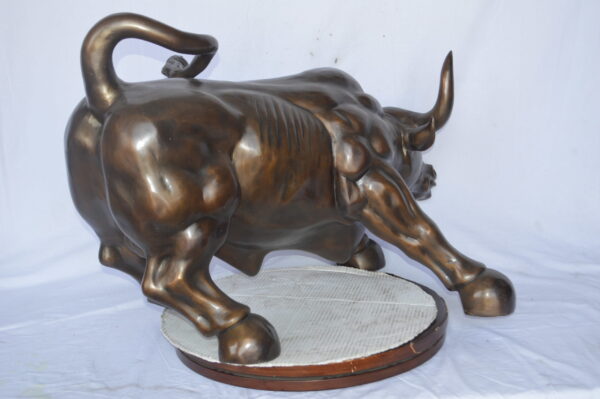 Wall Street Bull Bronze Statue - Size: 21"L x 43"W x 29"H. - Image 7