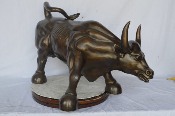 Wall Street Bull Bronze Statue - Size: 21"L x 43"W x 29"H. - Image 9