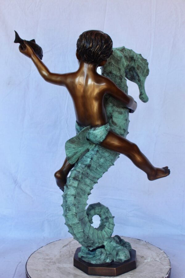 Boy and girl riding seahorses bronze fountain -  Size: 18"L x 23"W x 38"H. - Image 12