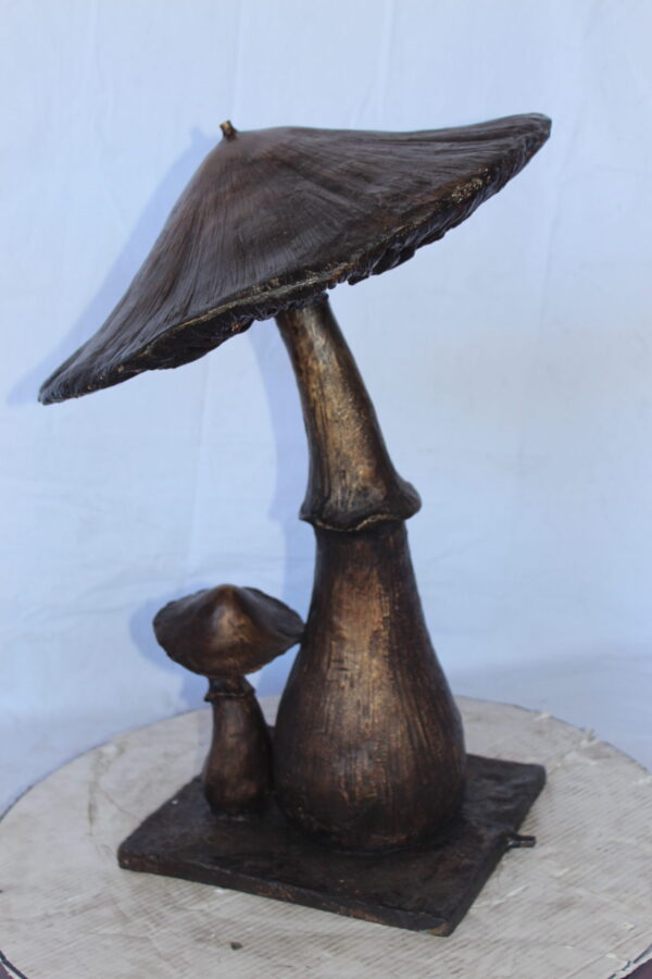Leaning mushroom bronze statue fountain -  Size: 18"L x 17"W x 24"H. - Image 9
