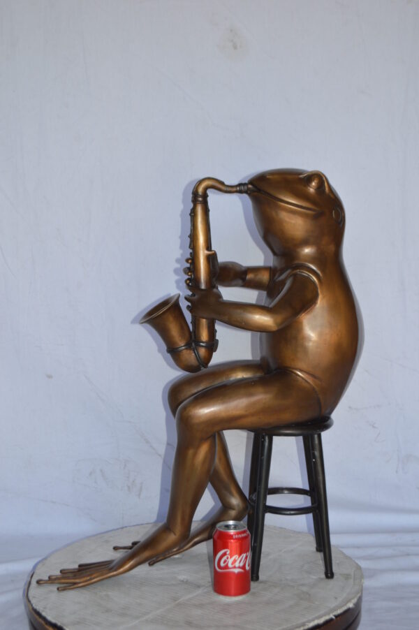 Frog playing saxophone bronze statue - Size: 23"L x 15"W x 30"H. - Image 3