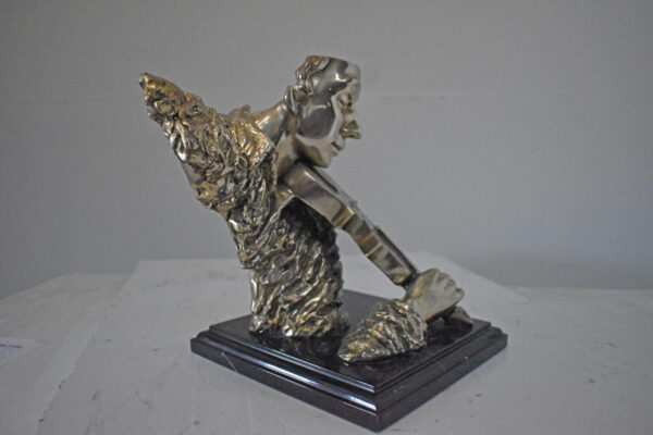 Man Playing the Violin Bronze Statue, Silver Finish - Size: 12"L x 9"W x 11"H. - Image 5