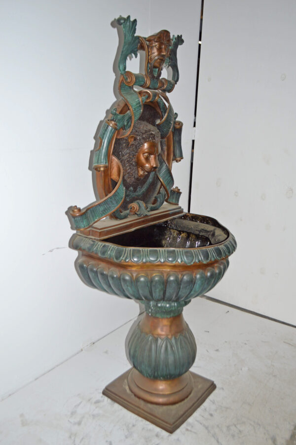 Lion Head Wall Fountain made of Bronze Statue - Size: 32"L x 22"W x 70"H. - Image 4