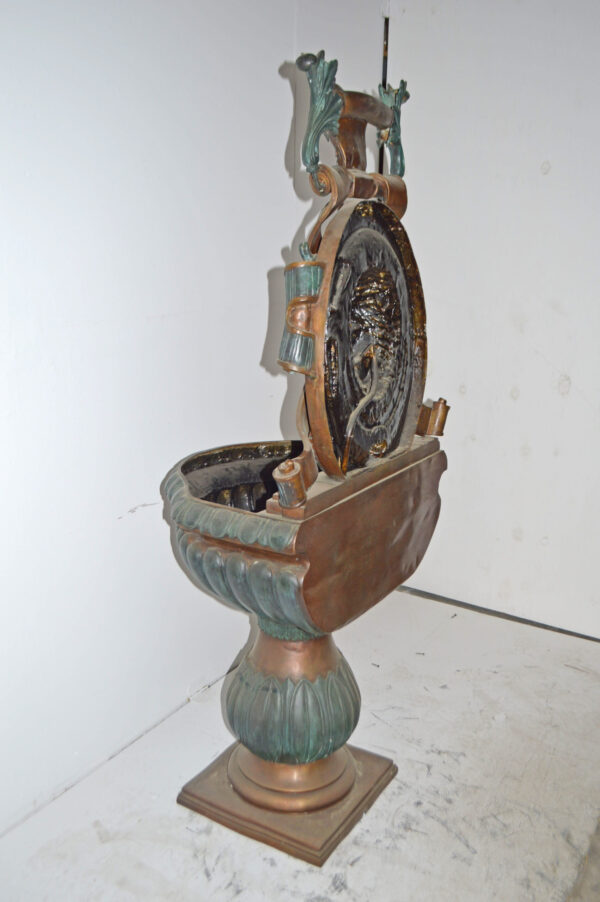 Lion Head Wall Fountain made of Bronze Statue - Size: 32"L x 22"W x 70"H. - Image 11
