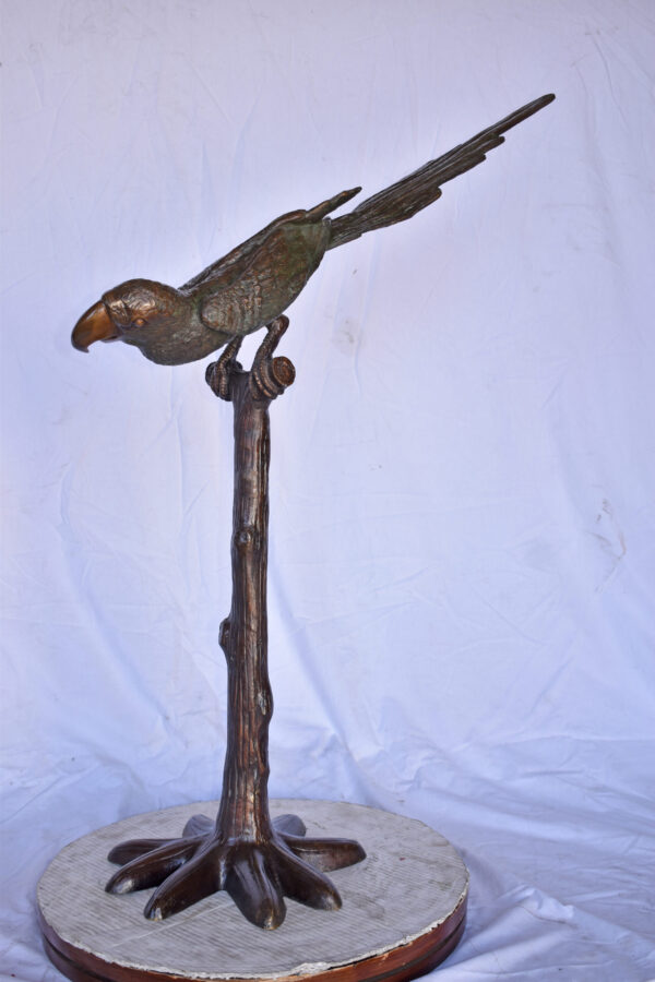 Parrot on a Tree looking Down Bronze Statue - Size: 37"L x 15"W x 47"H. - Image 3