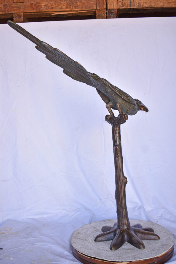 Parrot on a Tree looking Down Bronze Statue - Size: 37"L x 15"W x 47"H. - Image 8