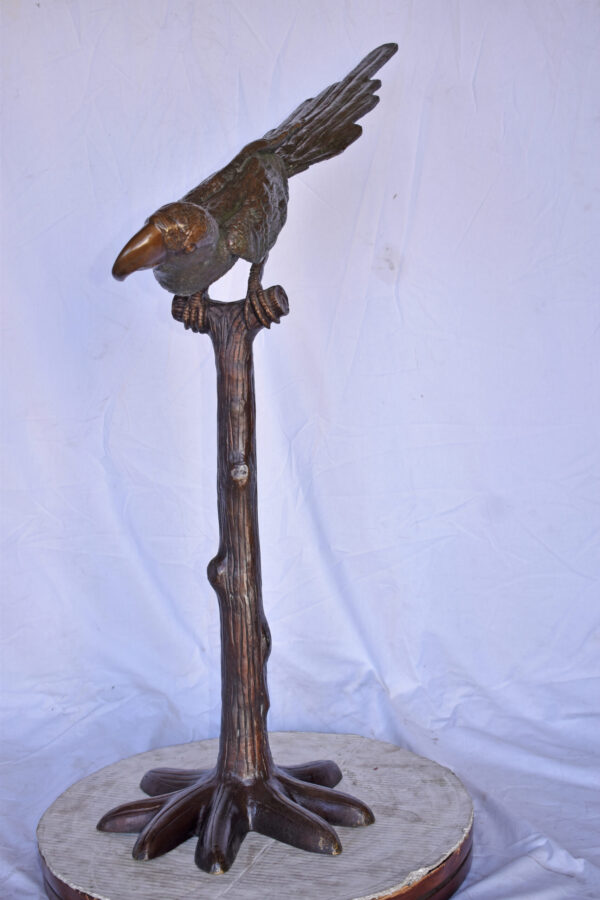 Parrot on a Tree looking Down Bronze Statue - Size: 37"L x 15"W x 47"H. - Image 13