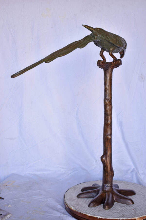 Parrot on a Tree Watching Forward Bronze Statue - Size: 36"L x 15"W x 41"H. - Image 9
