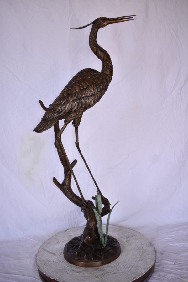 Great Blue Heron Looking Ahead Bronze Statue Fountain Size: 14" x 20" x 47"H - Image 5