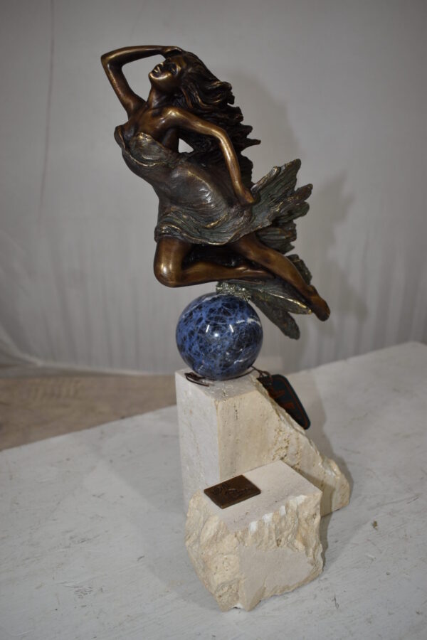 Emerge, Bronze Statue from the Vidal Collection, COA included 7" x 5" x 15"H - Image 4