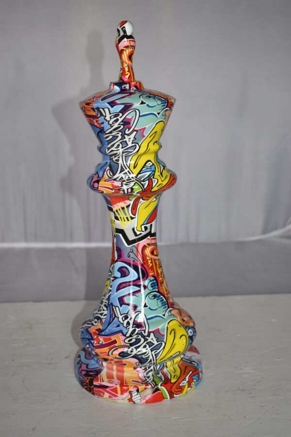 Checkmate King Modern Art Giant Graffiti Resin Statue Size: 6" x 6" x 19"H - Image 7