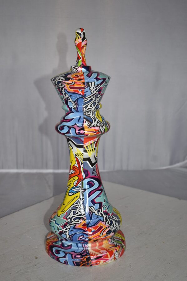 Checkmate King Modern Art Giant Graffiti Resin Statue Size: 6" x 6" x 19"H - Image 8