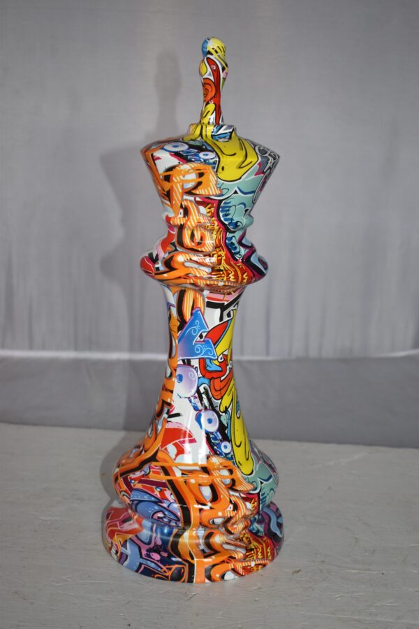 Checkmate King Modern Art Giant Graffiti Resin Statue Size: 6" x 6" x 19"H - Image 11