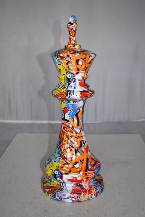 Checkmate King Modern Art Giant Graffiti Resin Statue Size: 6" x 6" x 19"H - Image 13