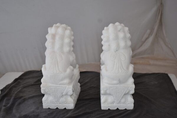 A Pair of Marble Statues of Foo Dogs Size: 5" x 6" x 12"H - Image 8