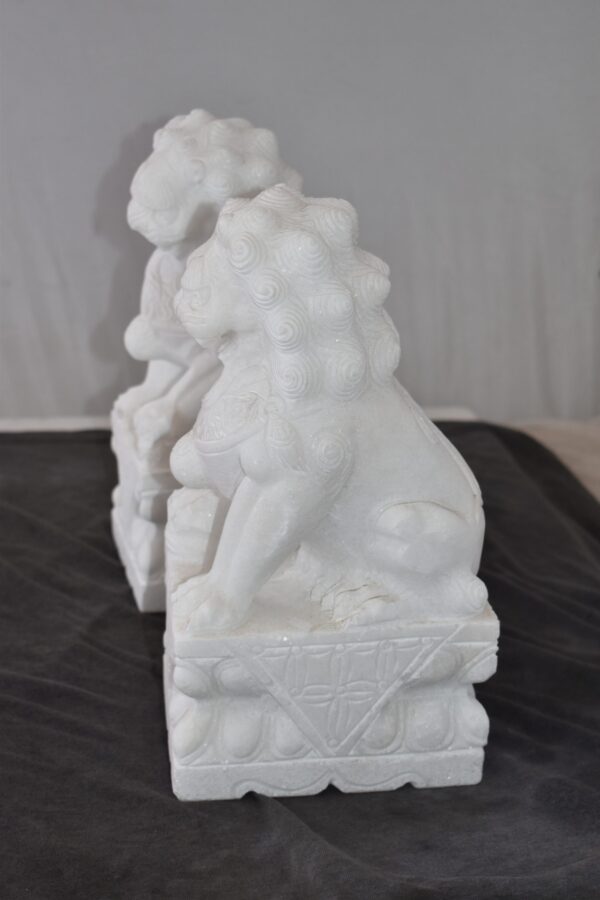 A Pair of Marble Statues of Foo Dogs Size: 5" x 6" x 12"H - Image 11