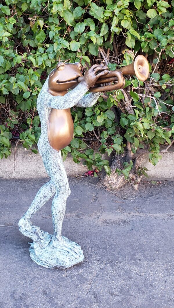 Pair of Musical Frogs Playing Instruments Bronze Statue Size: 16" x 13" x 33"H - Image 9