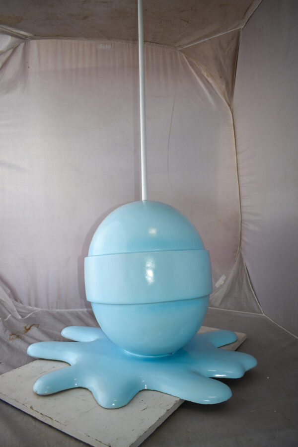 Giant Blue Lollipop Melted on The Ground Resin Statue Size: 31" x 27" x 56"H - Image 10
