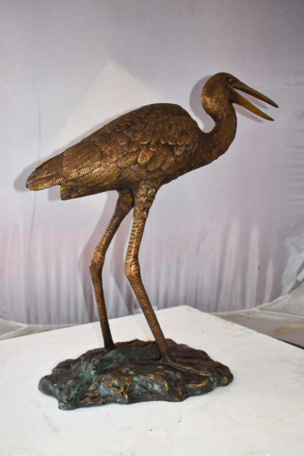 Great Blue Heron Brown Patina Bronze Statue Size: 25" x 15" x 25"H - Image 11