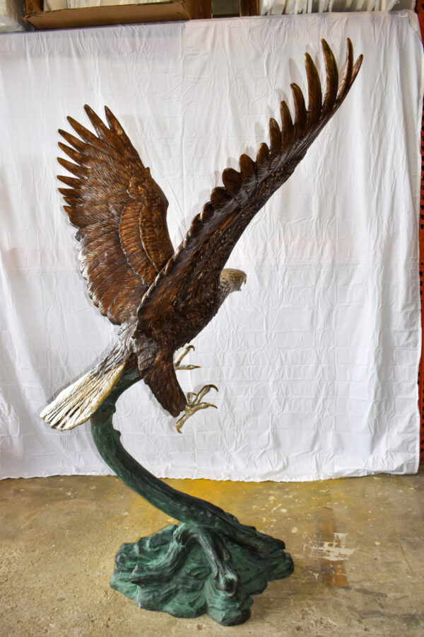Giant Eagle in Action Looking for Prey Bronze Statue Size: 60" x 40" x 78"H - Image 8