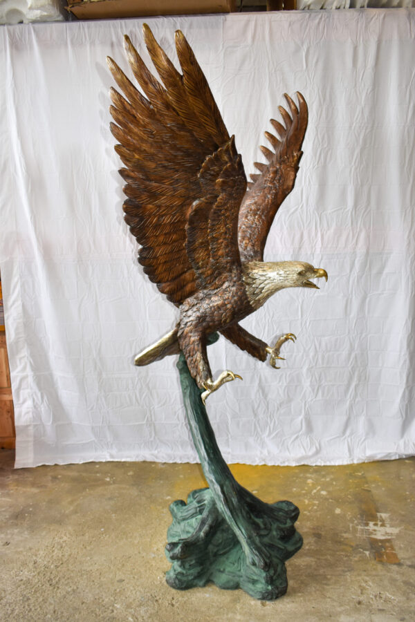 Giant Eagle in Action Looking for Prey Bronze Statue Size: 60" x 40" x 78"H - Image 9