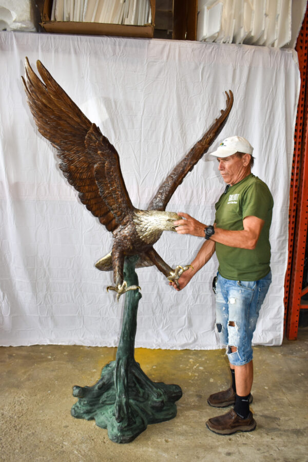 Giant Eagle in Action Looking for Prey Bronze Statue Size: 60" x 40" x 78"H - Image 11